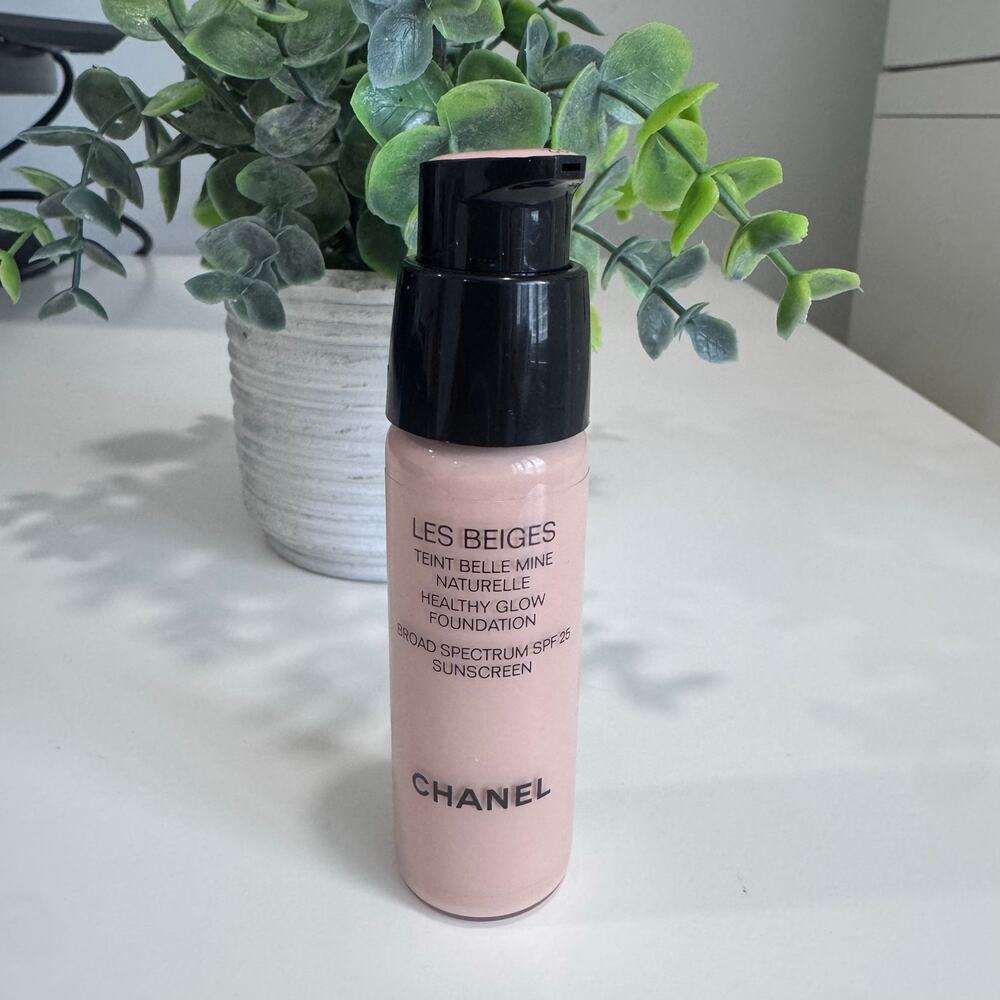 Chanel LES BEIGES Healthy glow foundation 22 Rose Tester Bottle SPF25 -  20ml